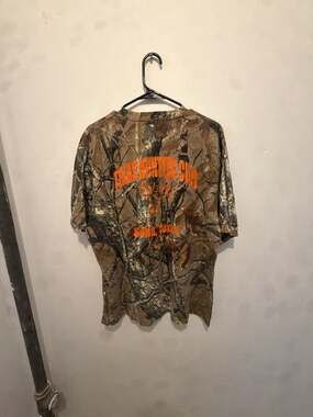 Outfitters Ridge Texas Hunters Club Soda Texas Camo Pocket T-Shirt L